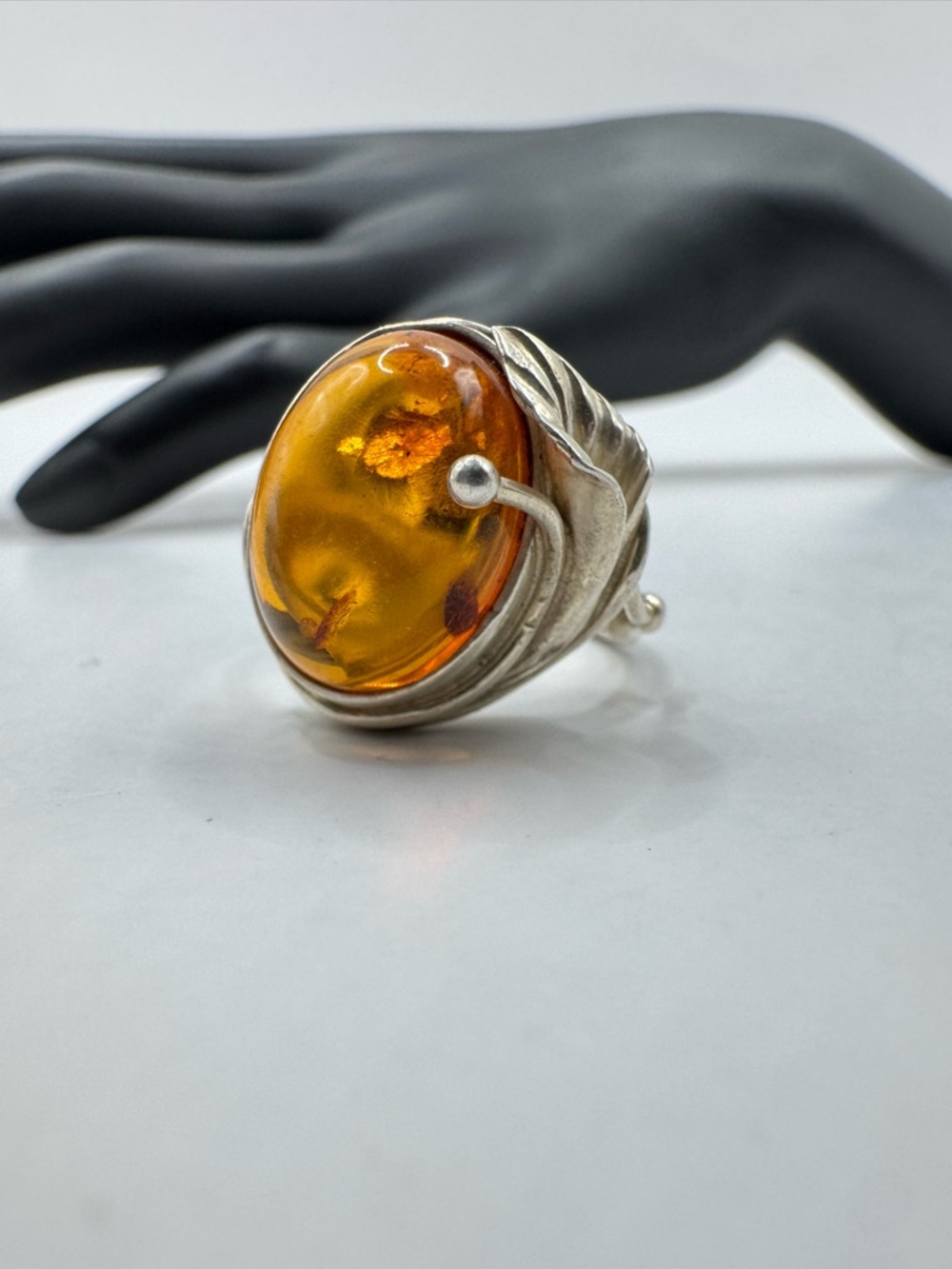 Size 8.5 Large Vintage Sterling Silver Amber Statement Ring